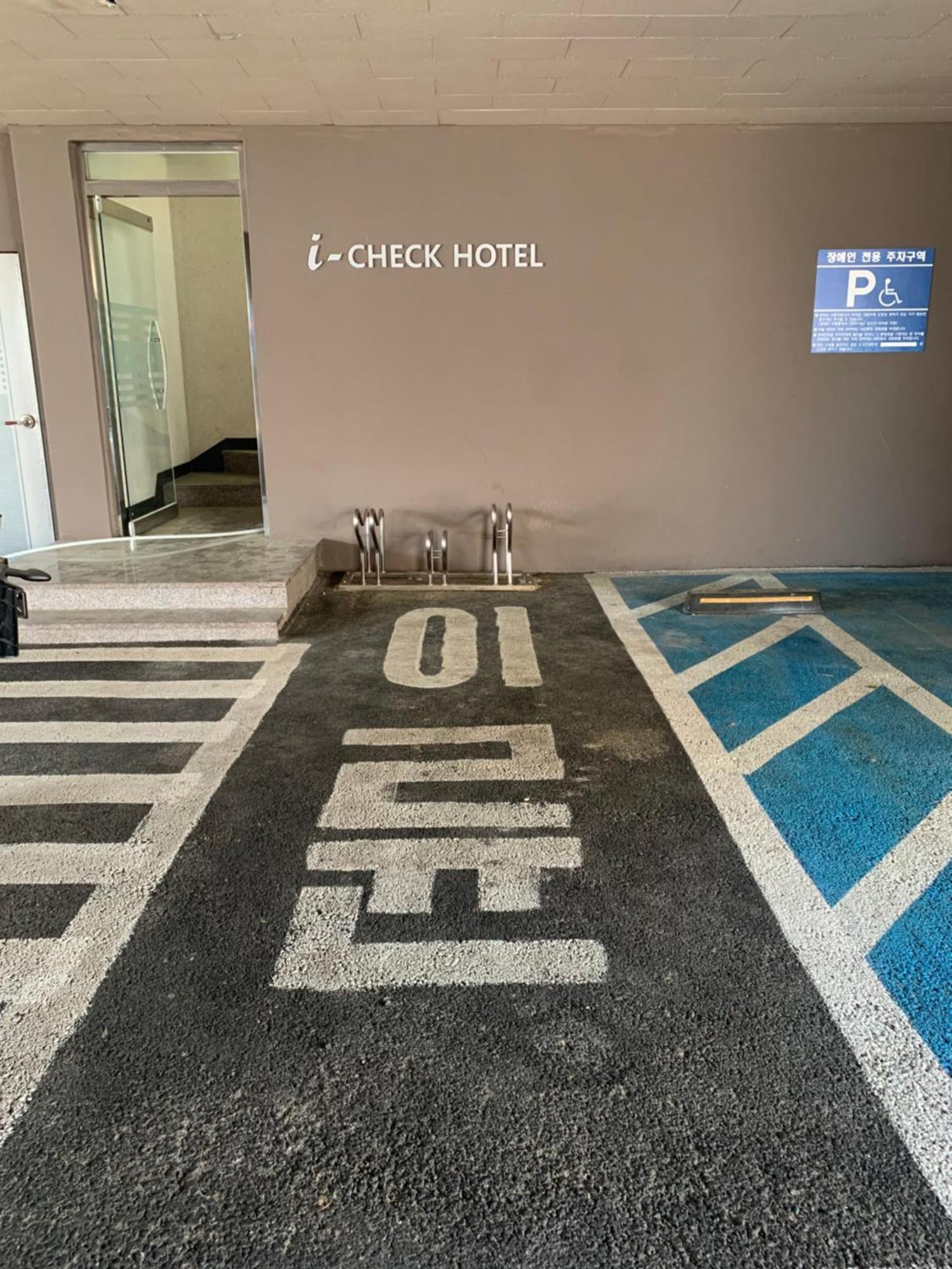I-Check Hyunjin Hotel Тонхэ Экстерьер фото
