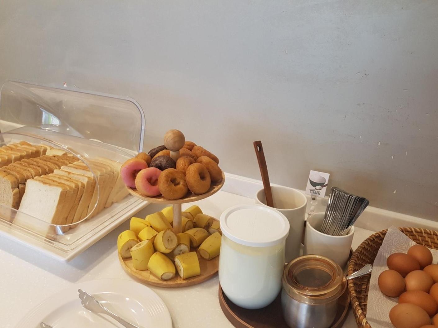 I-Check Hyunjin Hotel Тонхэ Экстерьер фото